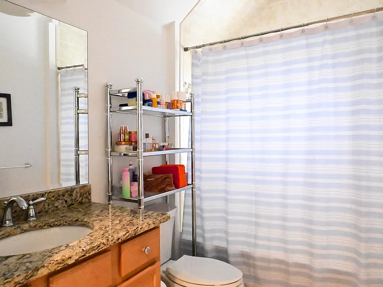 4 Wimbledon Cir — Photo 27