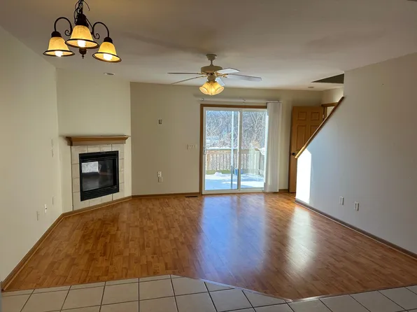 6530 Brint Rd, Sylvania, OH 43560