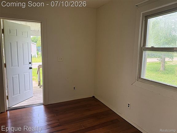 5th image of 7371 Mill St