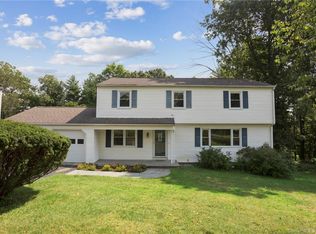 7 Ridgedale Rd, Bethel, CT 06801