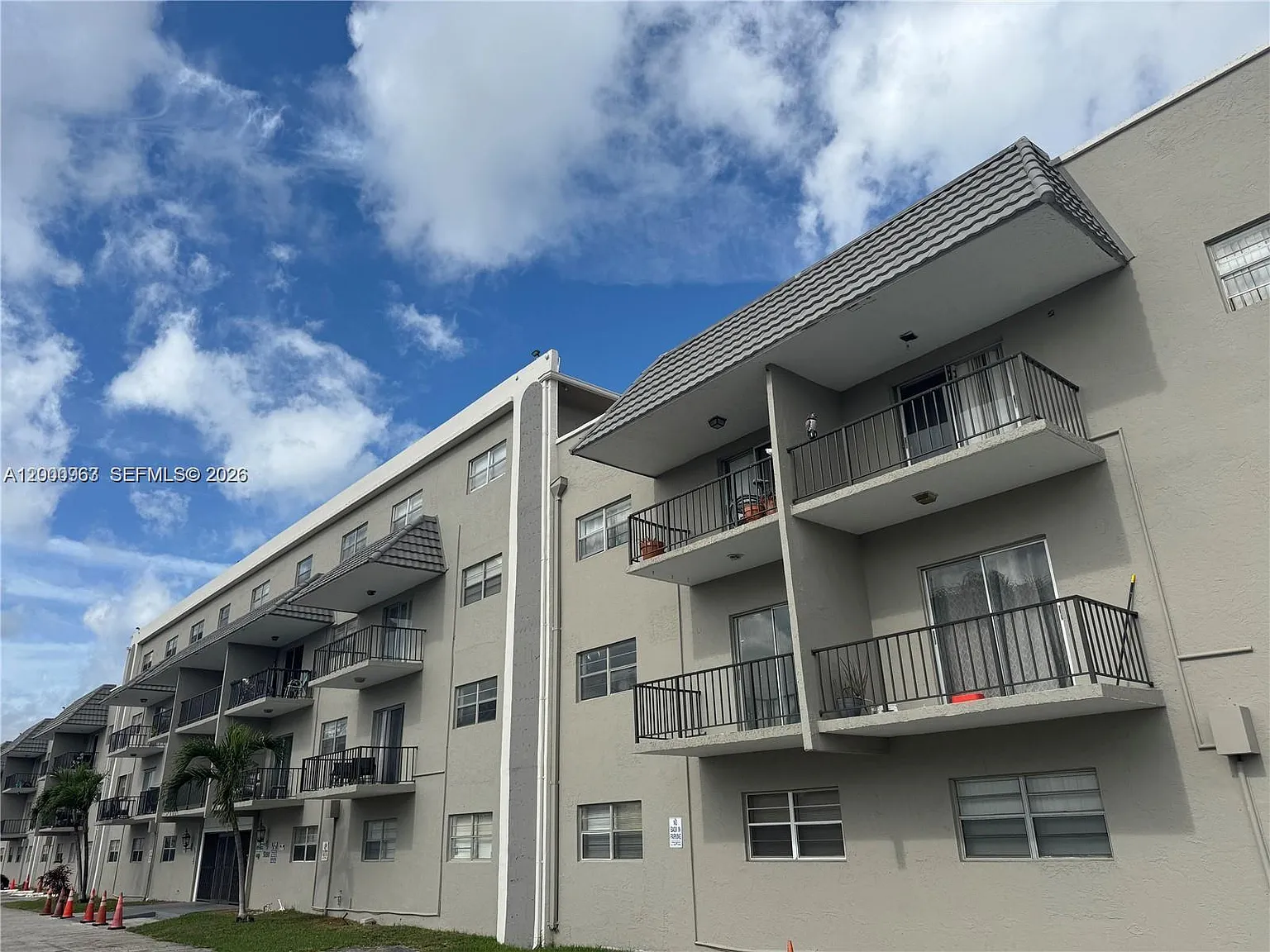 Condado Real Condo — Photo 4