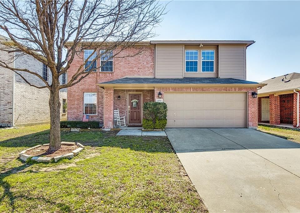 1st image of 2112 Royal Acres Trl