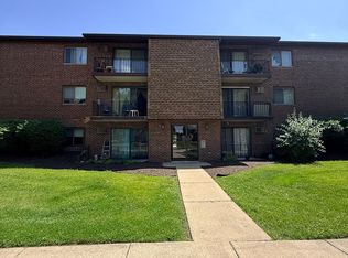 7435 Tiffany Dr APT 2C, Orland Park, IL 60462
