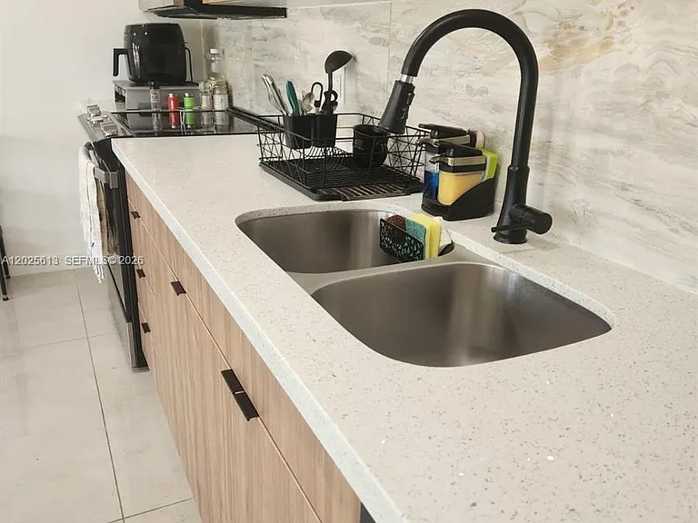 14560 SW 261st St #EFFICIENCY — Photo 7