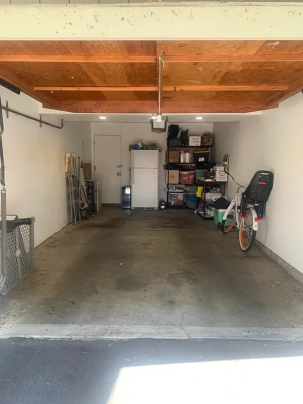 2 bed, 2.0 bath, 1065 sqft, $2,500 — Photo 2