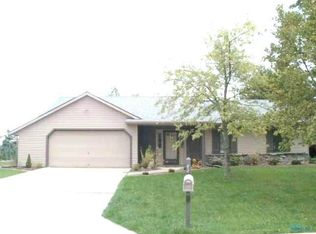 209 Rosewood Ct, Archbold, OH 43502