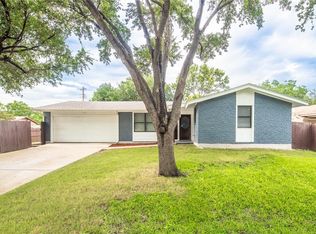 1925 Durham St, Irving, TX 75062