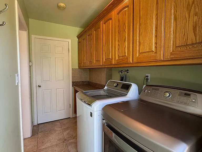 735 Patterson Rd — Photo 21