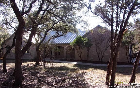 2nd image of 729 Mountain Creek Trl