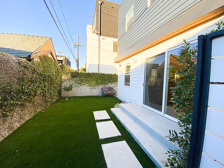 3003 S Cloverdale Ave — Photo 19