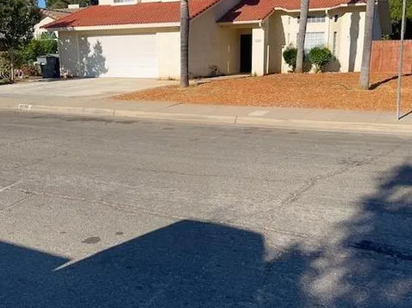 6324 N Brix Ave, Fresno, CA 93722