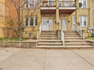 426 Kennedy Blvd, Bayonne City, NJ 07002