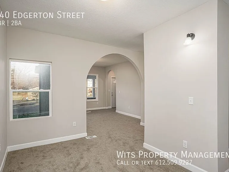 940 Edgerton St — Photo 7