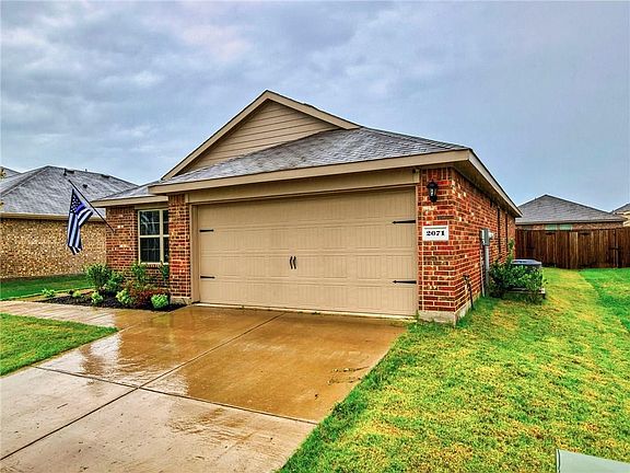 2nd image of 2071 Enchanted Rock Dr