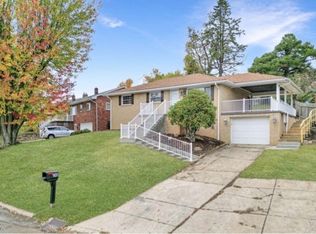 240 Stardust Dr, Wintersville, OH 43953