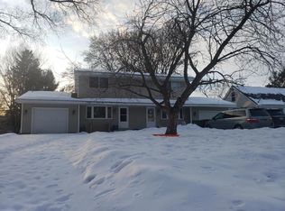 9160 Jackson Ave, Circle Pines, MN 55014