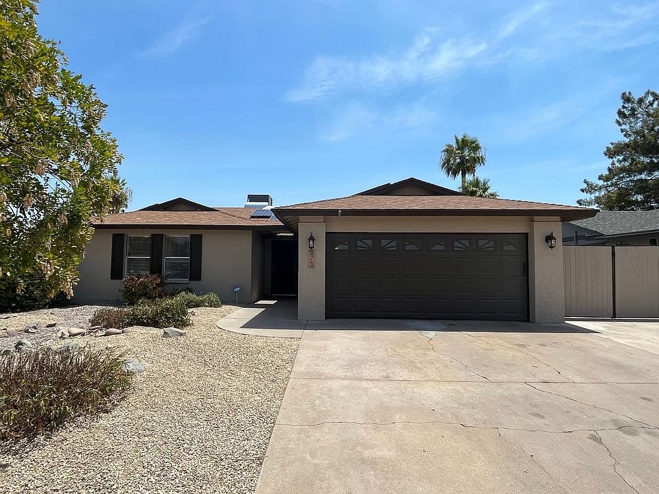 1st image of 3921 E Aster Dr