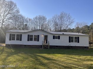1664 Keener Rd, Clinton, NC 28328