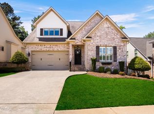 371 Carillon Ln, Macon, GA 31210