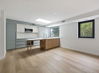 1730 Avenue Rd #2, Toronto, ON M5M 3Y6