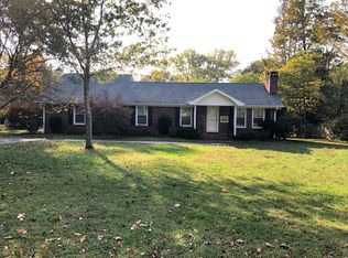 806 Wall Ave, Cookeville, TN 38501
