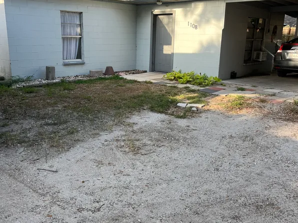 110B N 6th St, Fulton, TX 78358