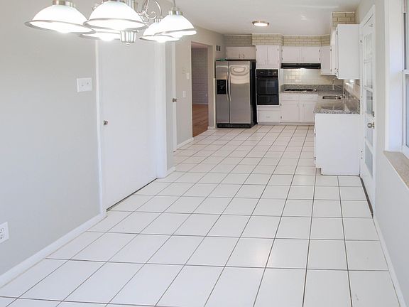 Large dining area off of kitchen