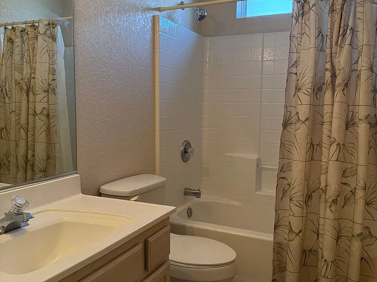 2135 Cosnina Dr — Photo 11