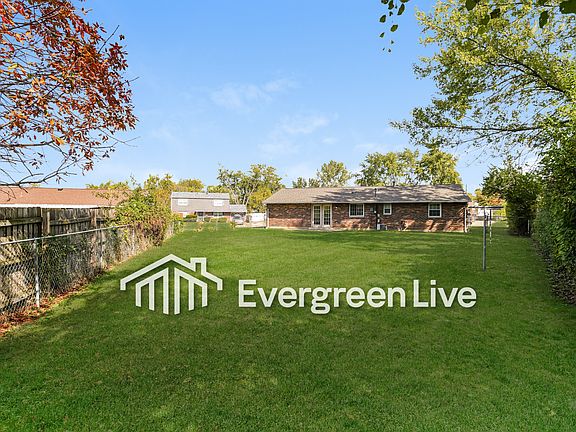 3rd image of 6911 Morley Ln