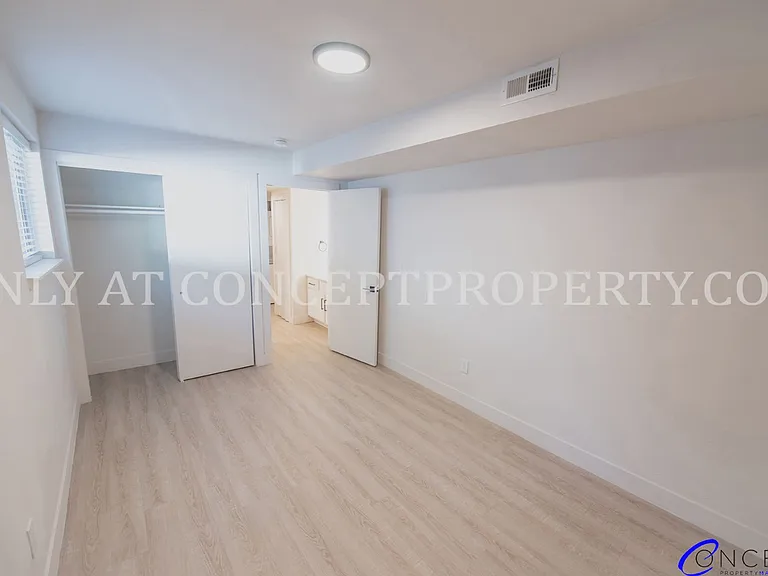 Avenue View Apartments — Photo 89