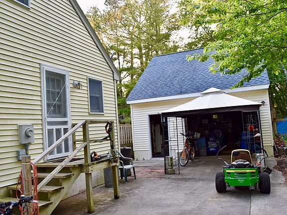 5th image of 4201 Sunnywood Dr