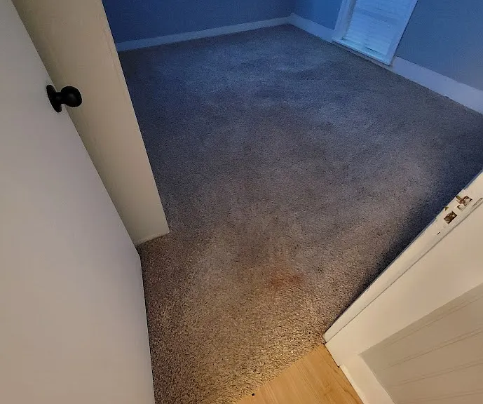 437 E Doty Ave — Photo 10