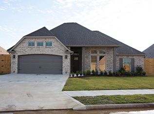 213 Spring Brook Ct, Lumberton, TX 77657
