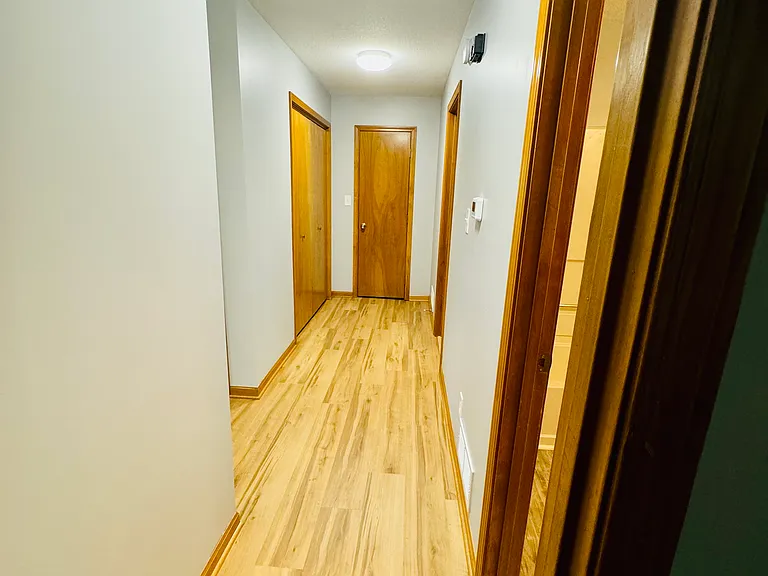 2100 Pikes Peek Pl — Photo 3