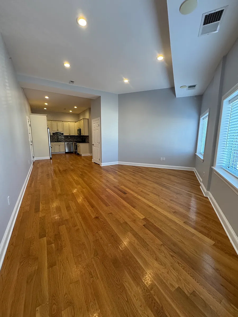 Building Photo - 2067 Barnum Ave #A