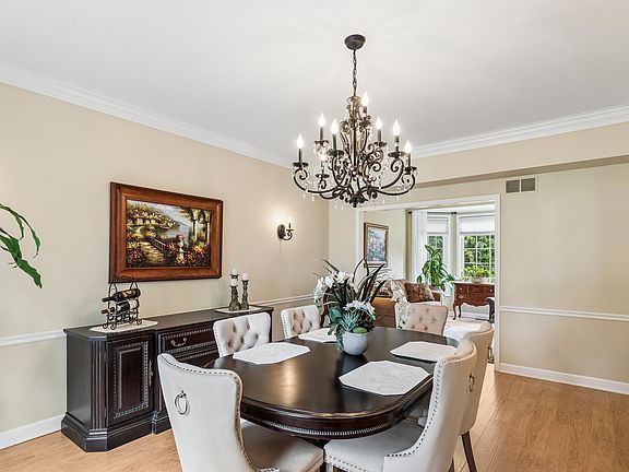 3rd image of 687 Rose Ln