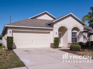 2233 Roanoke Springs Dr, Ruskin, FL 33570