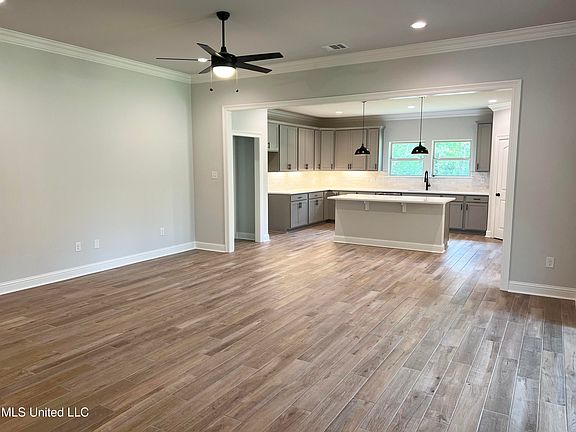 2nd image of 7262 S Aberdeen Dr