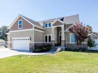 1711 W Hamilton Dr, Riverton, UT 84065