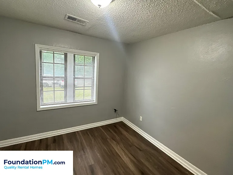 1411 Semmes St — Photo 11