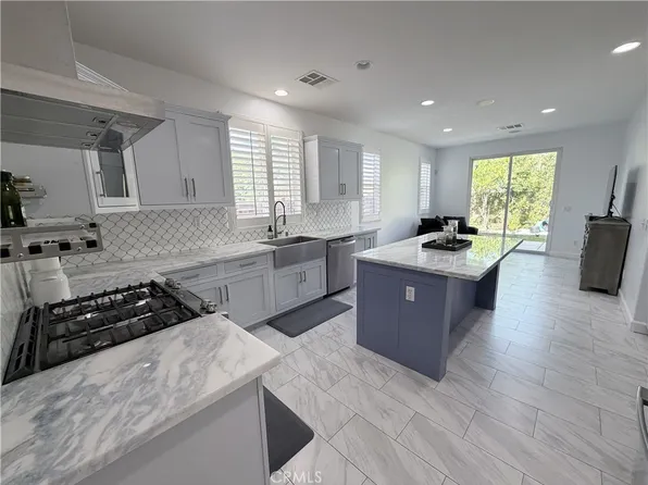 543 Garden Ave, Pomona, CA 91767