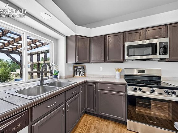 5th image of 8348 Tibbs Rd