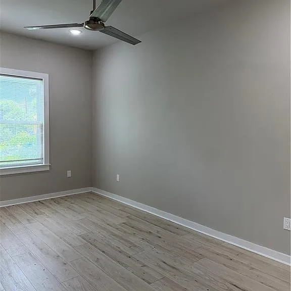 7608 Laine Ave — Photo 6