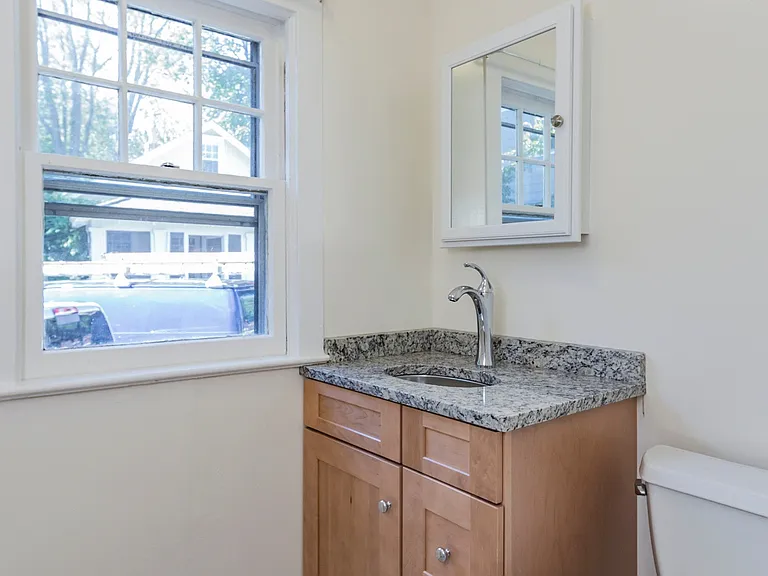 75 S Harrison St — Photo 10