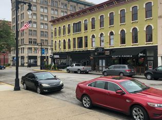 677 Wabash Ave APT 301, Terre Haute, IN 47807