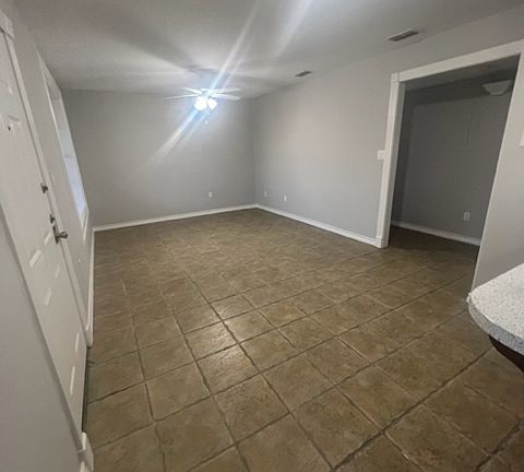 5th image of 1620 W Kuhn St #3