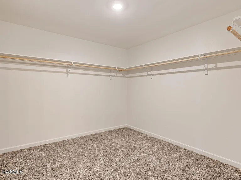 619 Griffiths Ct — Photo 19