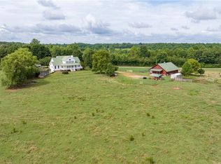 700 Chopped Oak Church Rd, Toccoa, GA 30577