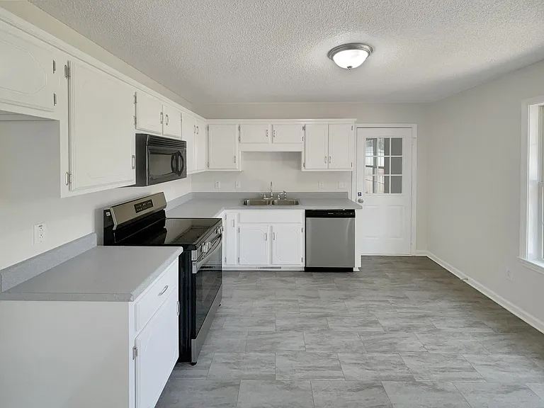 1879 Timberline Way — Photo 5