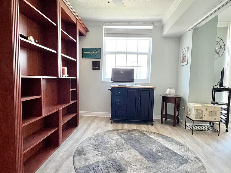 610 Clematis St #726 — Photo 14